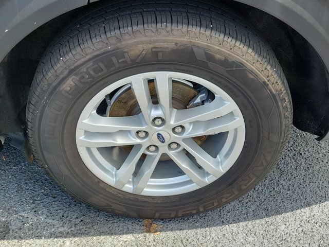 Certified 2023 Ford Explorer XLT RWD image 8