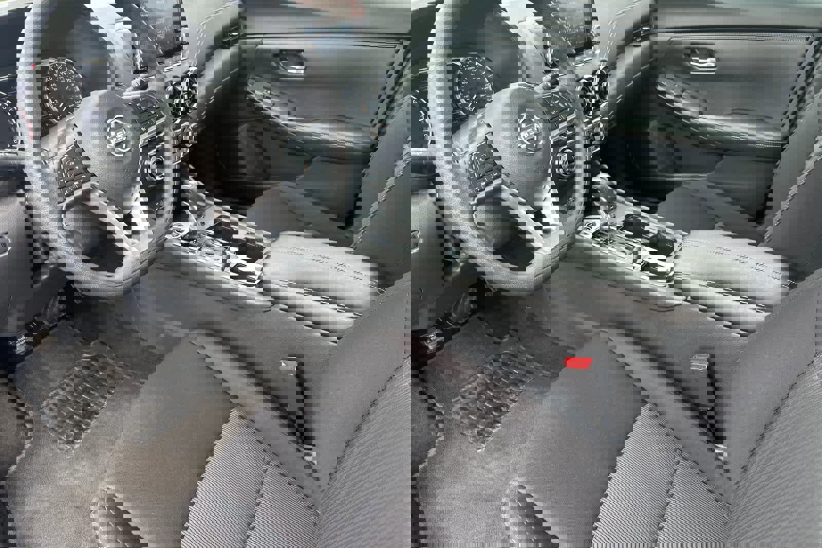 Used 2024 Nissan Sentra SV image 11