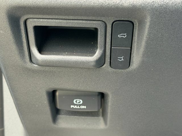Certified 2025 Ford Expedition Active RWD image 30