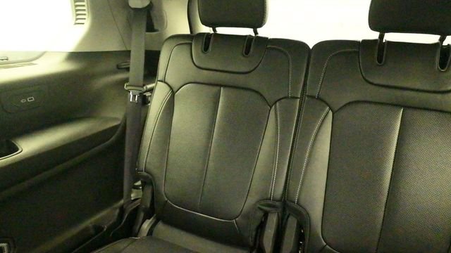 Used 2023 Jeep Grand Cherokee L Limited w/ Luxury Tech Group II image 13