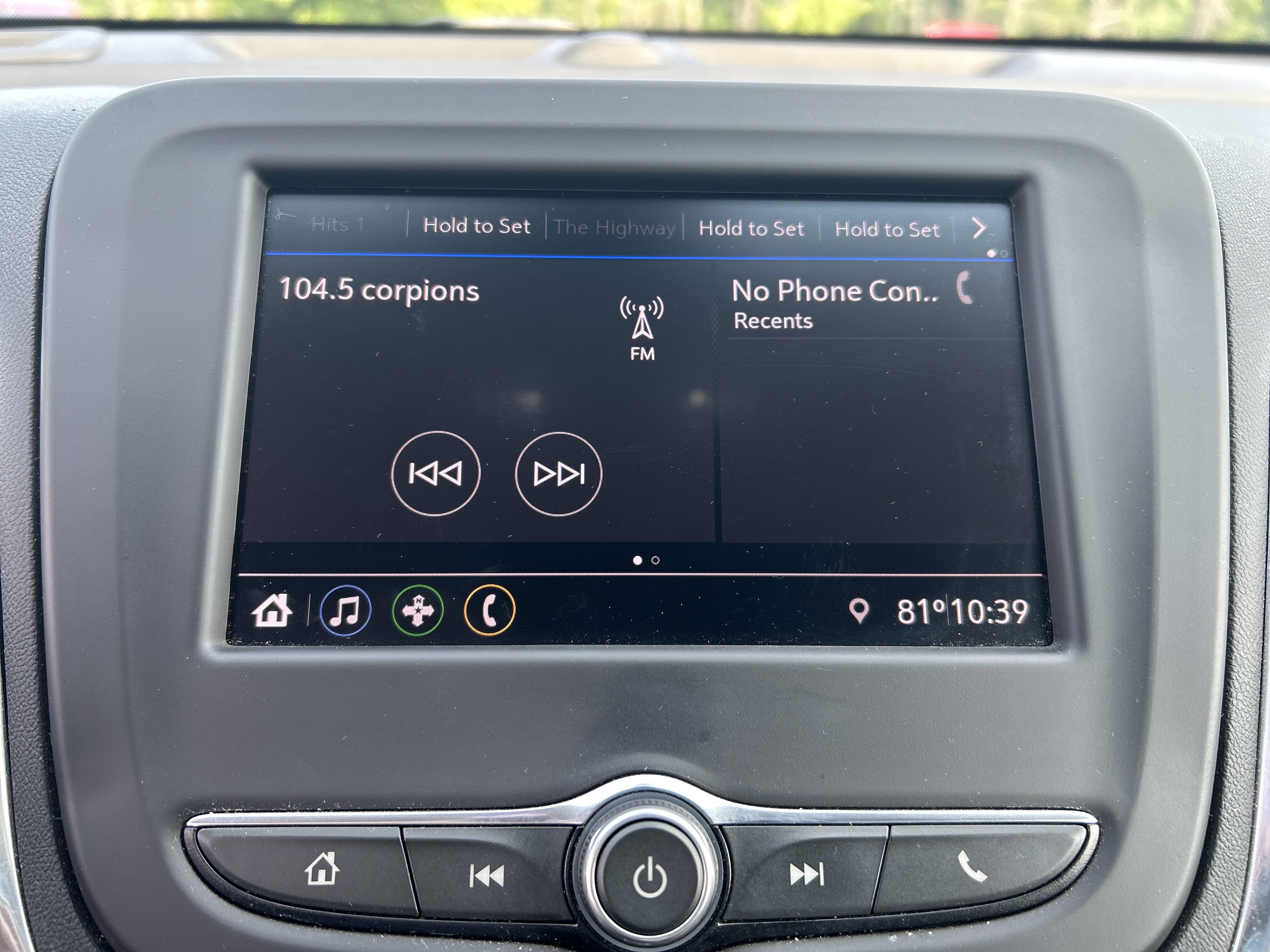 Used 2020 Chevrolet Equinox LT w/ Midnight Edition image 25