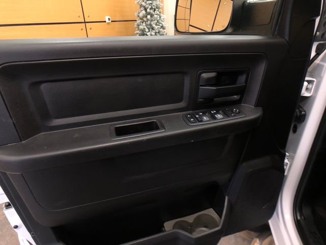 Used 2018 RAM 2500 Tradesman w/ Chrome Appearance Group image 12