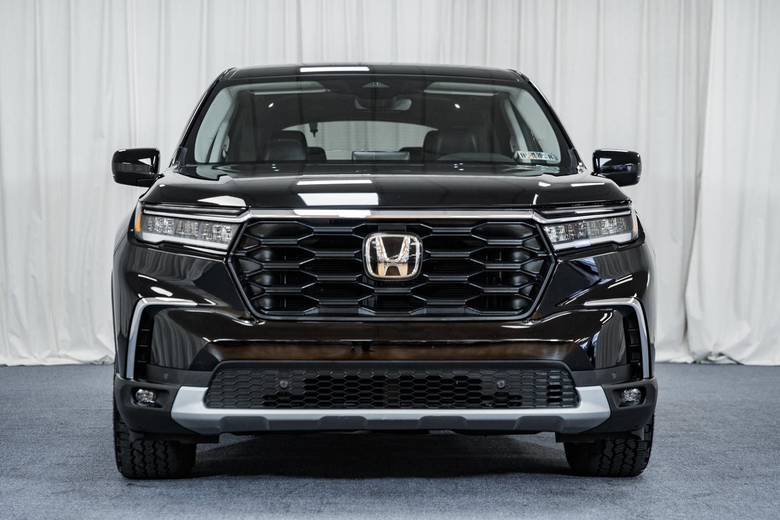 Used 2024 Honda Pilot EX-L image 2