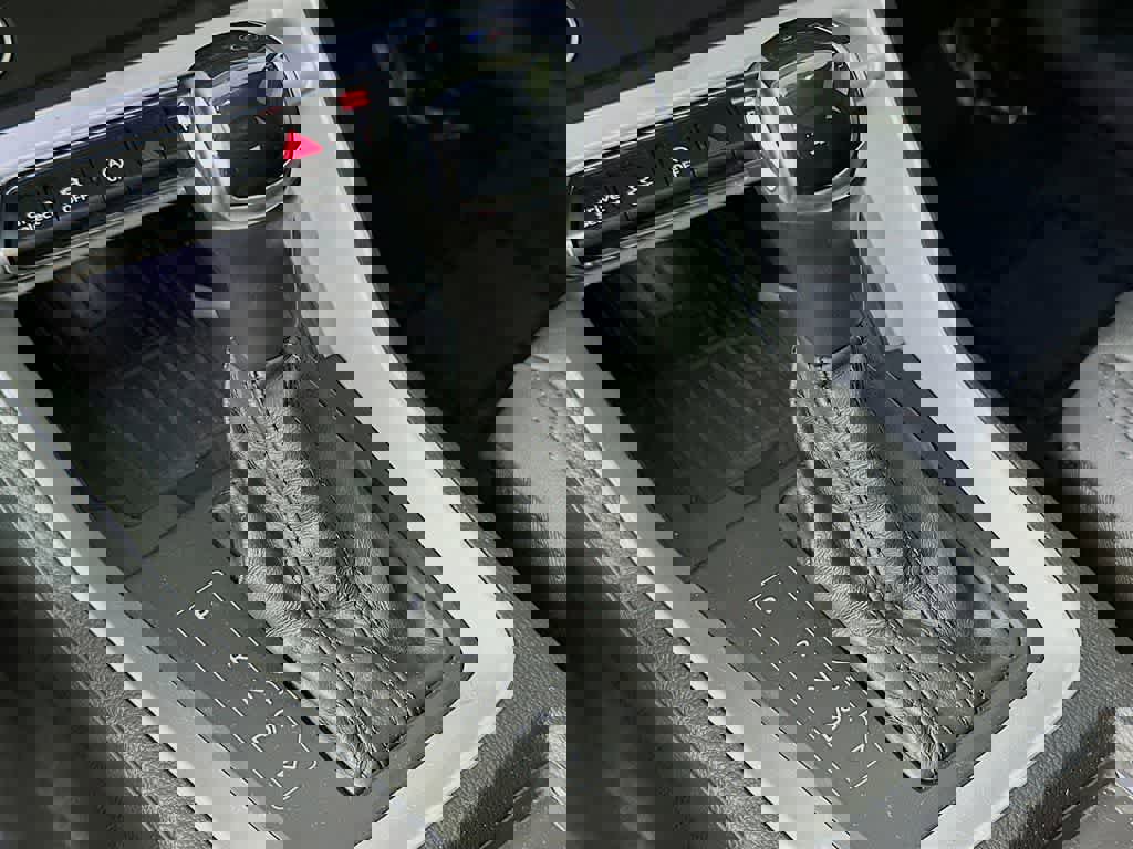 Used 2024 Audi Q3 2.0T Premium image 19