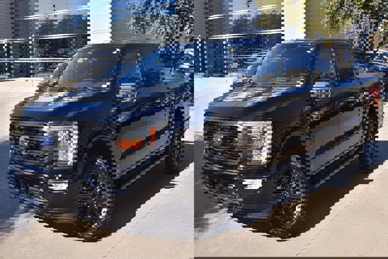 Certified 2022 Ford F150 XLT w/ Equipment Group 302A High image 41