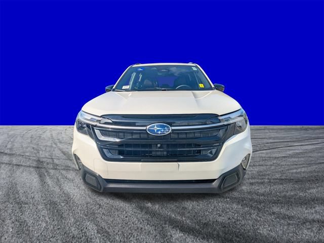 Used 2025 Subaru Forester Touring w/ Popular Package - Touring AWD/4WD image 9