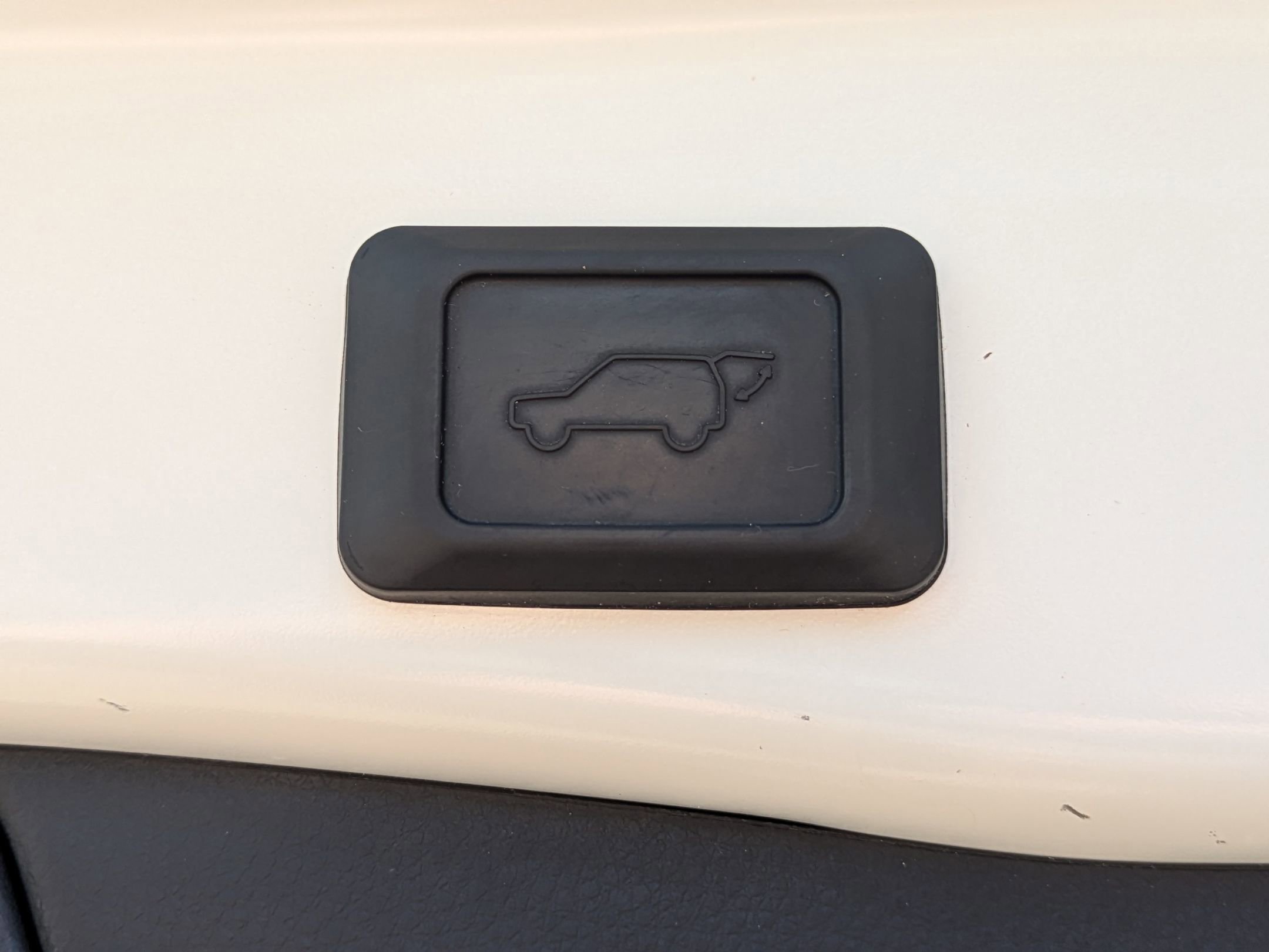 Used 2020 Toyota RAV4 XSE w/ XSE Grade Weather Package image 32