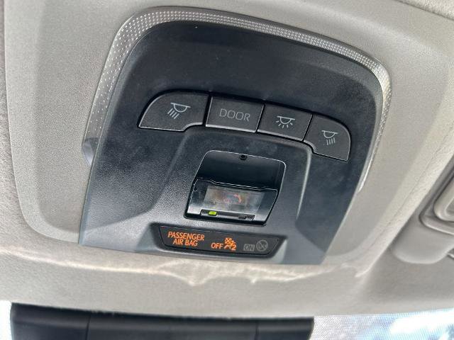 Used 2023 Toyota Corolla Cross LE image 30