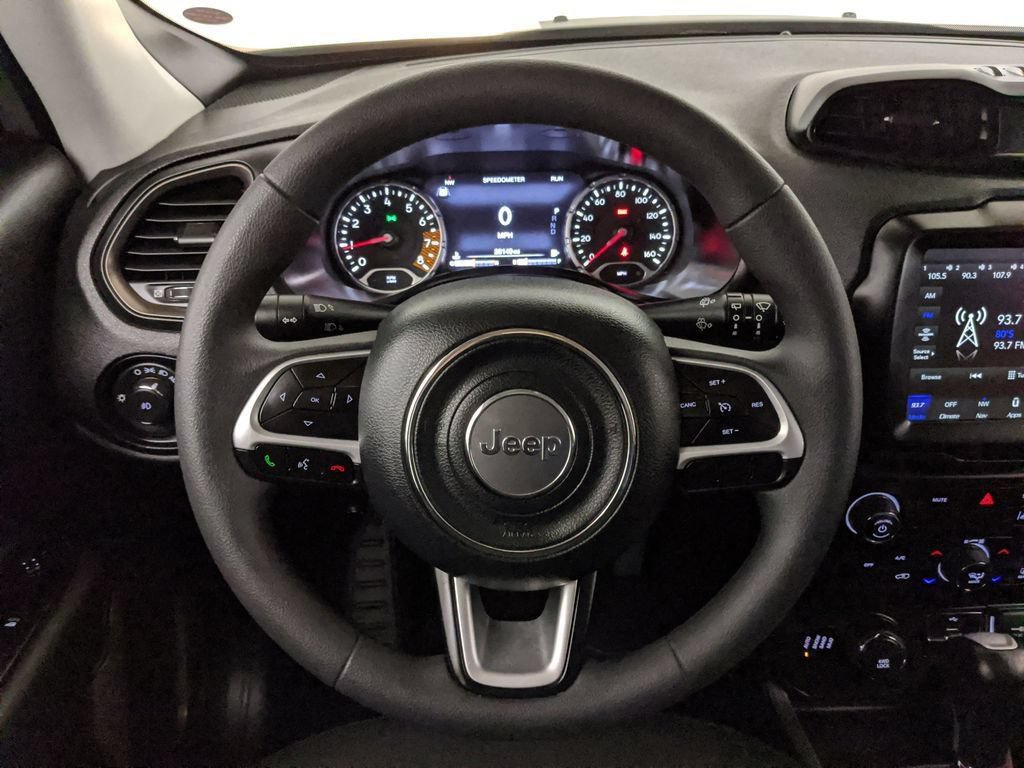 Used 2023 Jeep Renegade Latitude AWD/4WD image 12