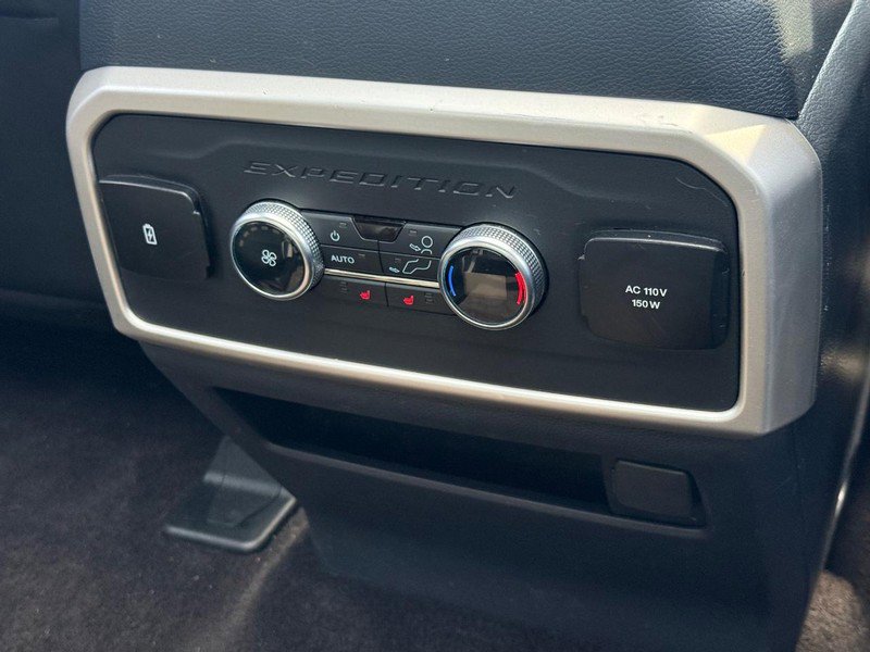 Certified 2022 Ford Expedition Limited AWD/4WD image 14