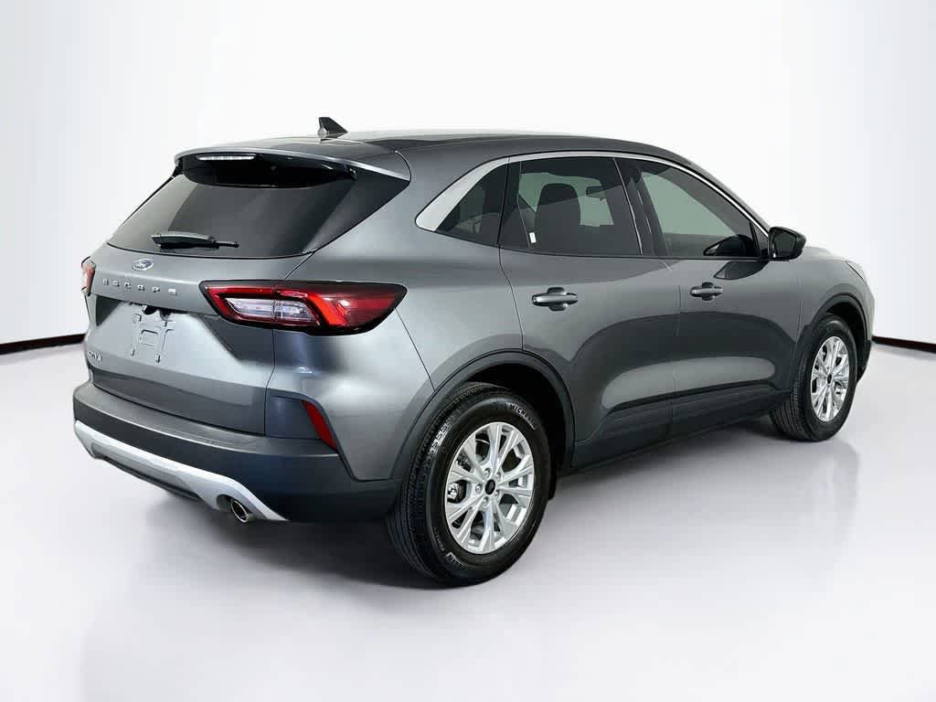 Certified 2023 Ford Escape Active FWD image 5