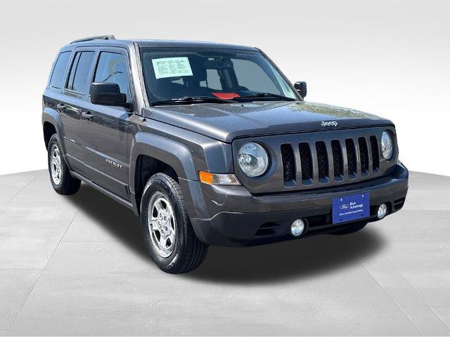 Used 2017 Jeep Patriot Sport FWD image 4
