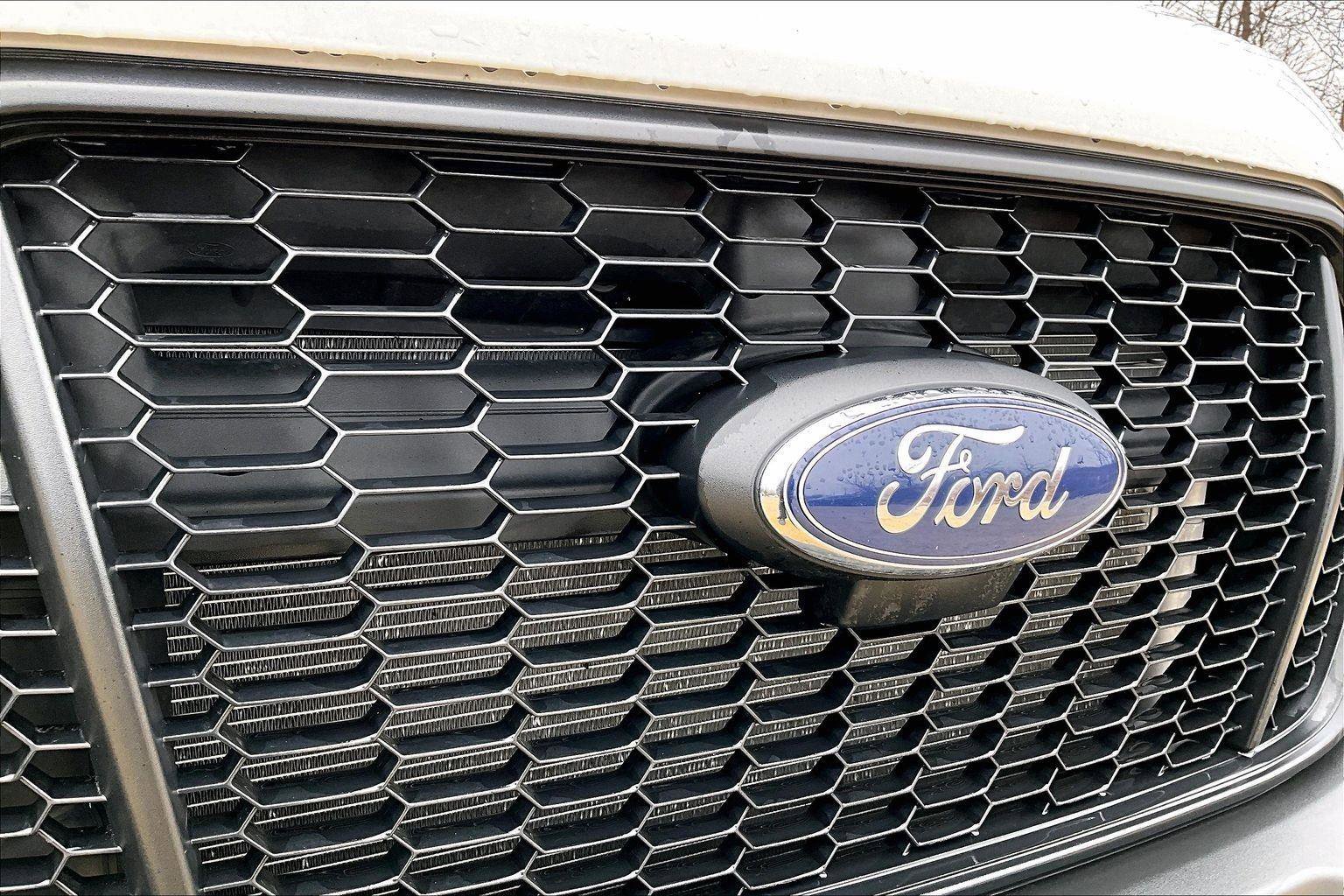 Certified 2024 Ford Transit 250 250 w/ Interior Upgrade Package image 27