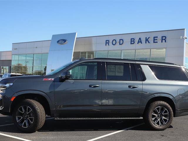 Used 2021 Chevrolet Suburban Z71 w/ Z71 Off-Road Package AWD/4WD image 8