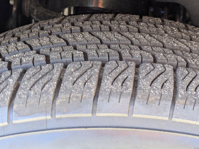 Certified 2025 Ford Expedition Active image 12