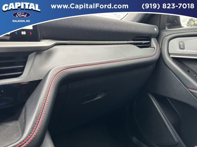 Certified 2025 Ford Explorer ST-Line w/ Premium Package image 26