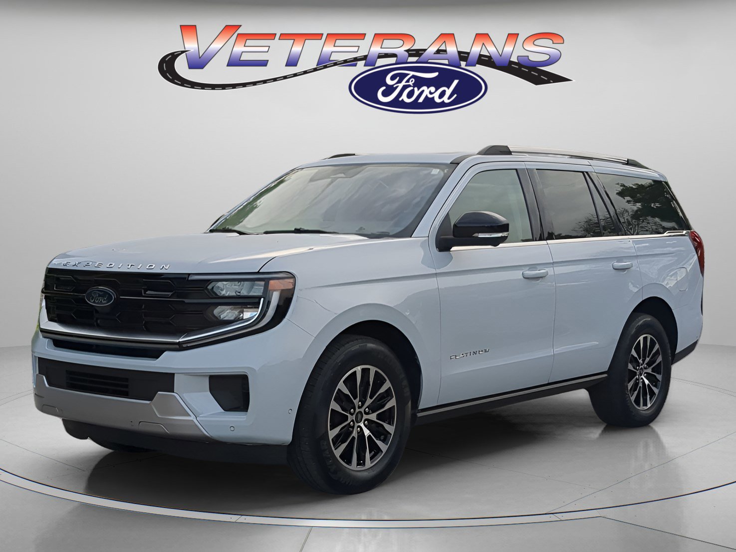 Certified 2025 Ford Expedition Platinum AWD/4WD image 1