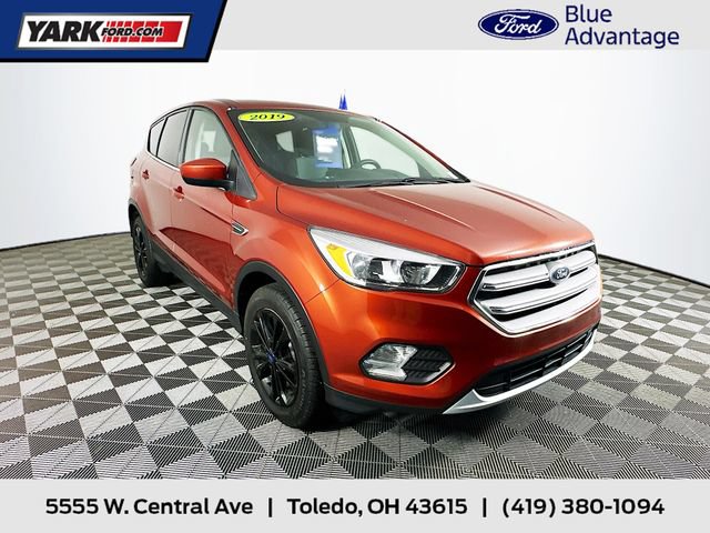 Certified 2019 Ford Escape SE AWD/4WD image 1