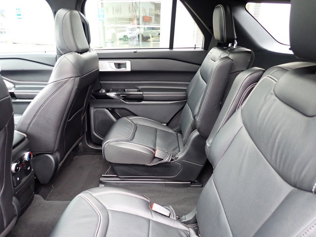 Certified 2023 Ford Explorer ST w/ Equipment Group 401A image 18