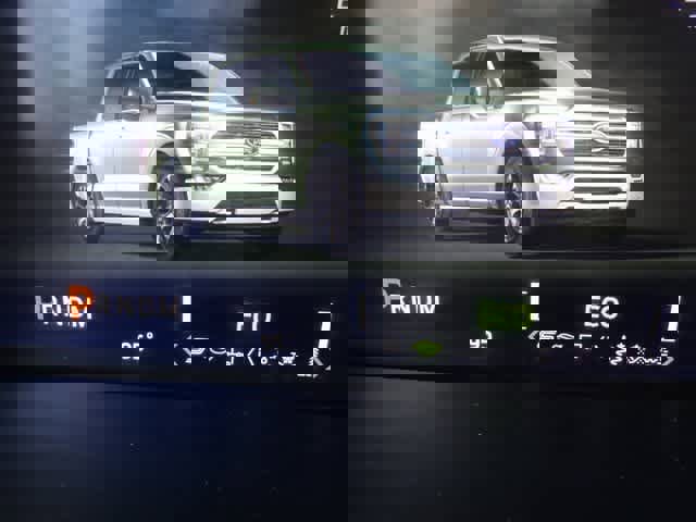 Certified 2023 Ford F150 Lariat image 28