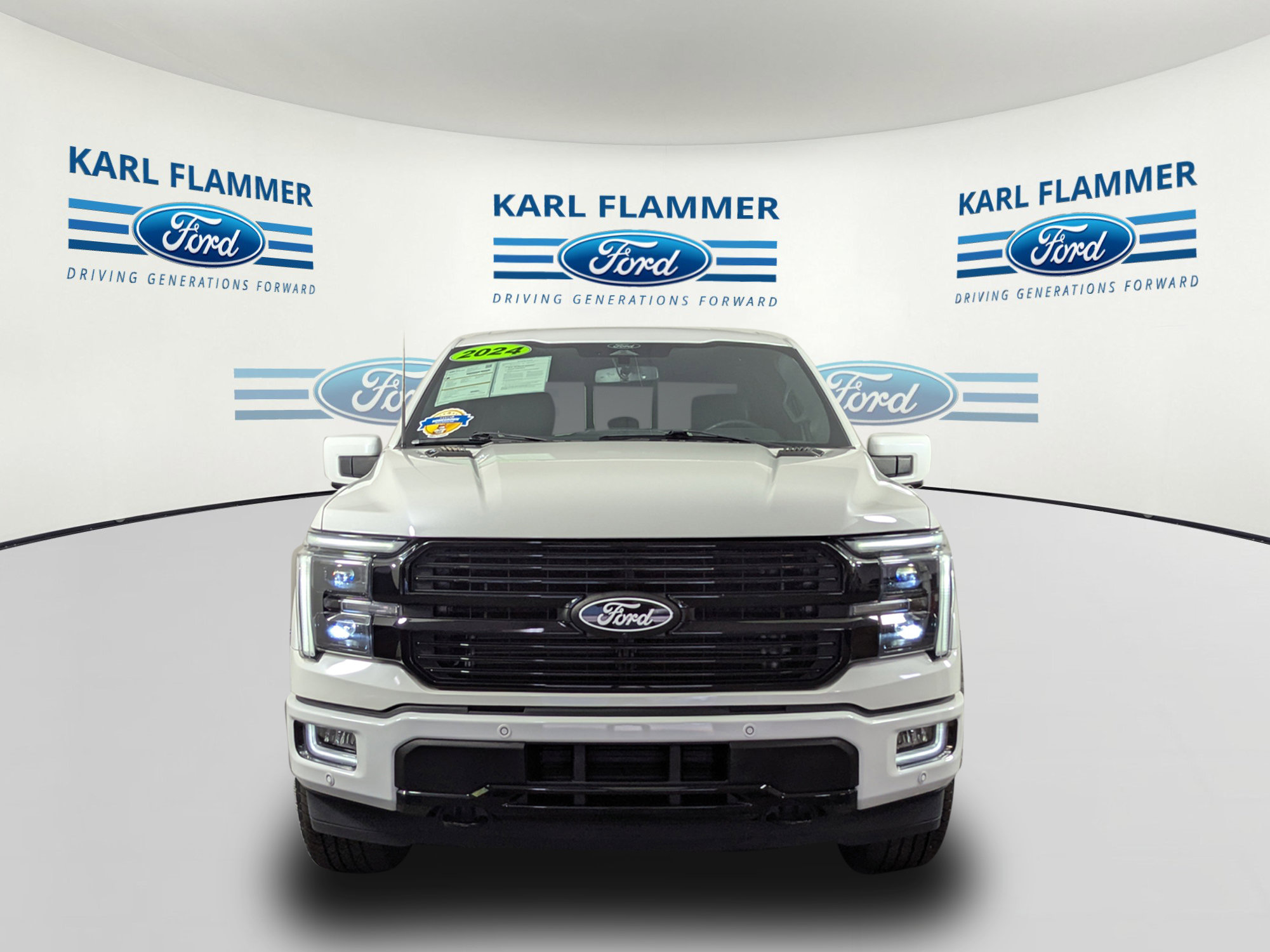 Certified 2024 Ford F150 Platinum w/ FX4 Off-Road Package AWD/4WD image 8