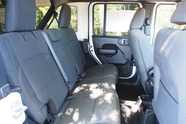 Used 2024 Jeep Wrangler Unlimited Sport AWD/4WD image 13