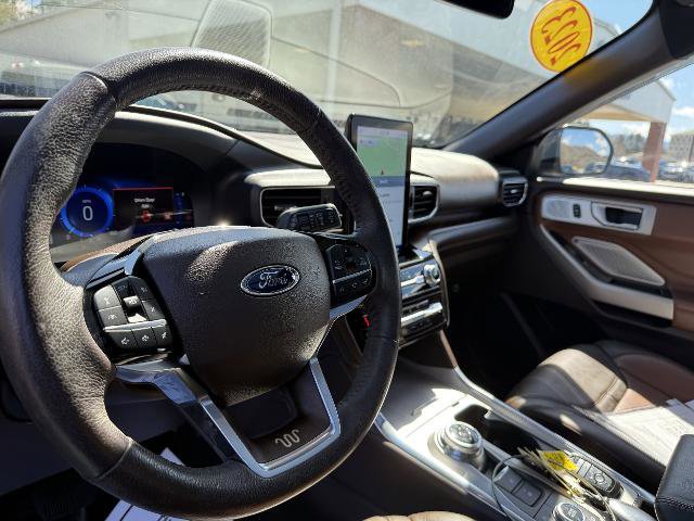 Certified 2023 Ford Explorer King Ranch w/ Technology Package image 8