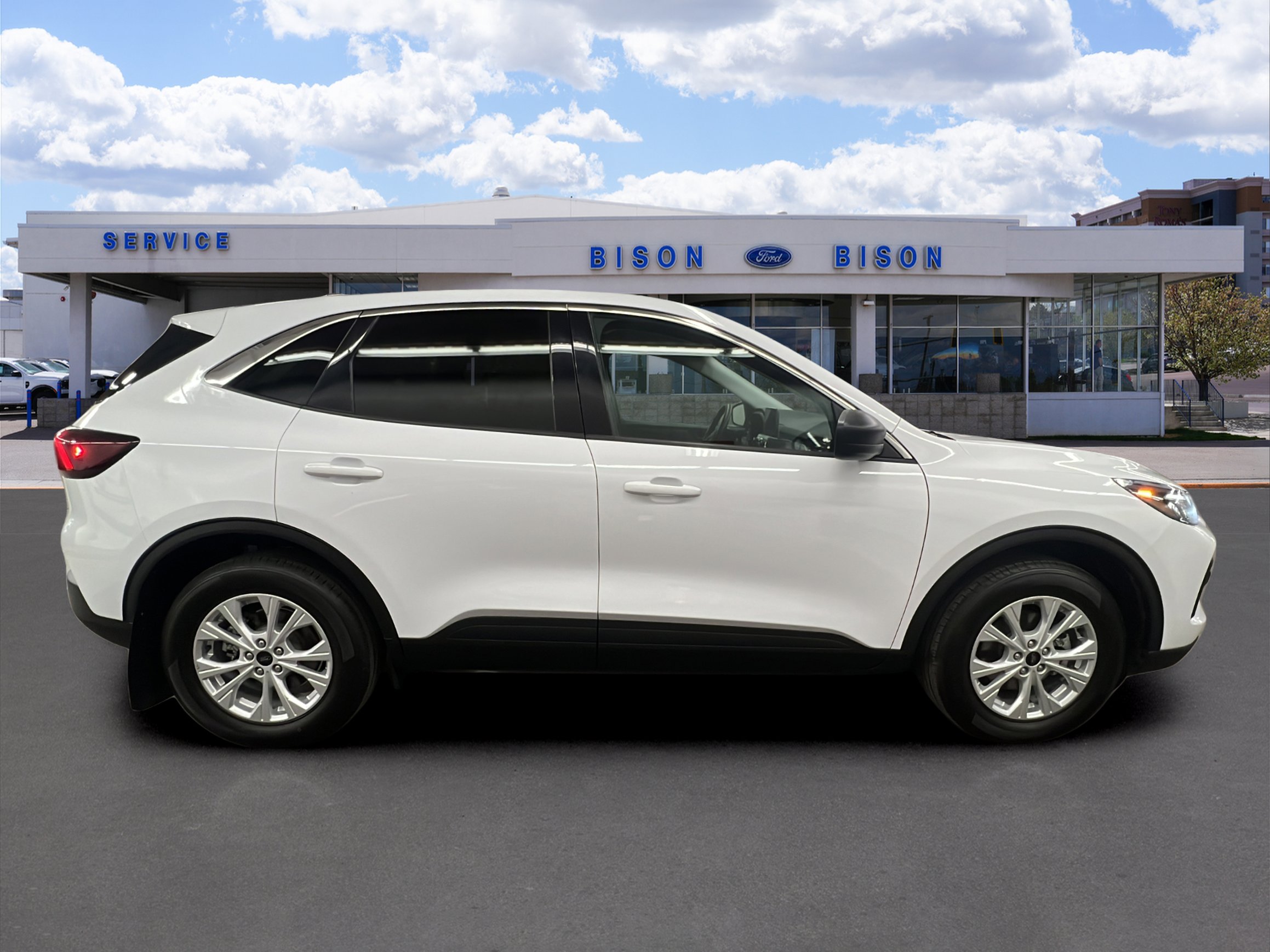 Certified 2024 Ford Escape Active image 2