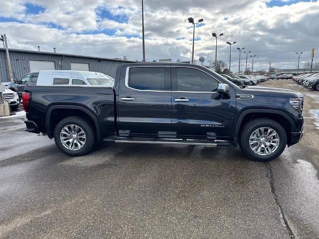 Used 2023 GMC Sierra 1500 Denali image 4