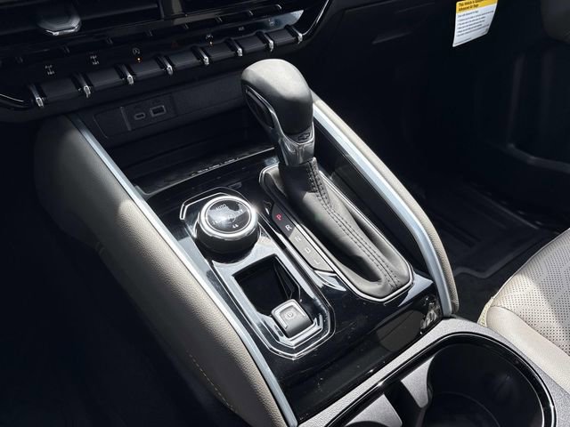 Used 2026 Chevrolet Colorado ZR2 w/ Technology Package AWD/4WD image 33