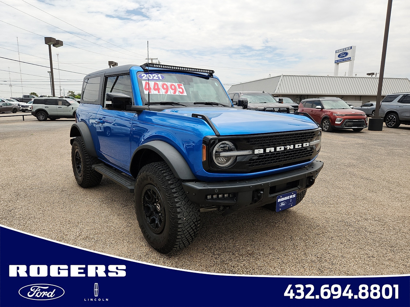Certified 2021 Ford Bronco Wildtrak AWD/4WD image 1