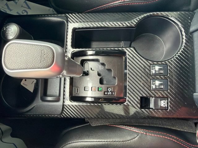 Used 2024 Toyota 4Runner TRD Off-Road Premium AWD/4WD image 16