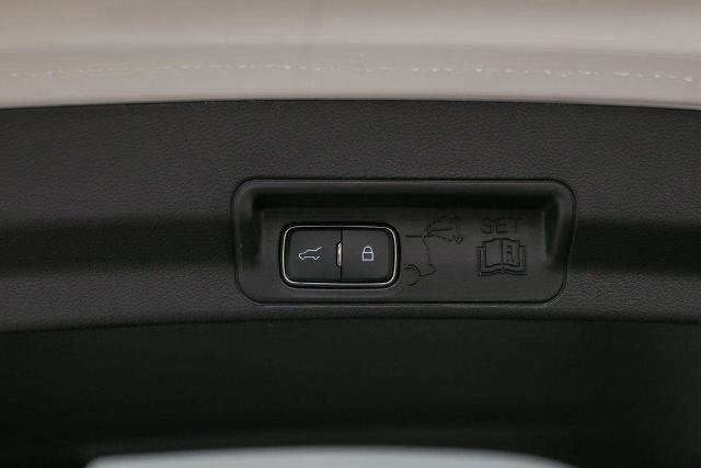 Certified 2025 Ford Explorer ST-Line image 16