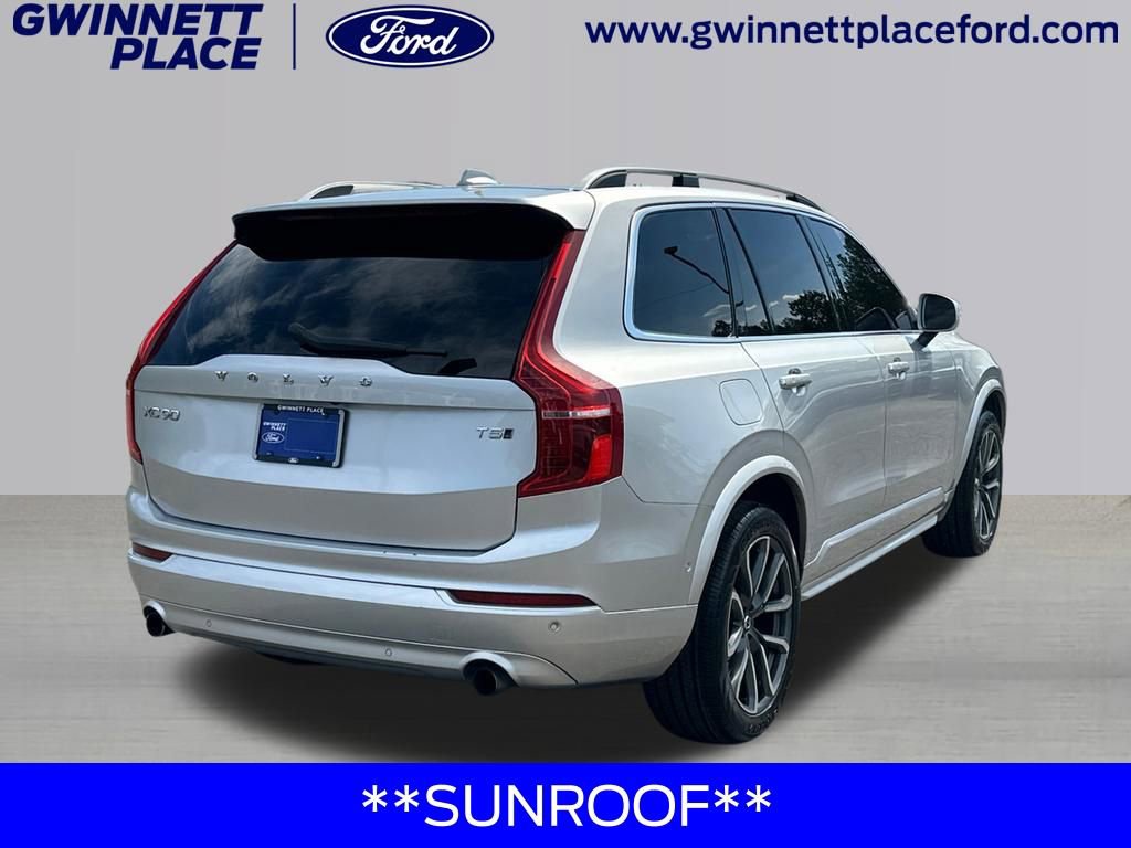 Used 2018 Volvo XC90 T5 Momentum w/ Convenience Package AWD/4WD image 5