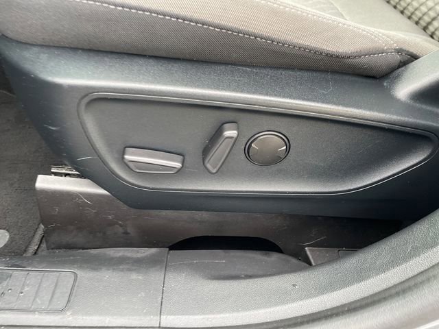 Certified 2021 Ford Escape SE w/ SE Sport Appearance Package image 41