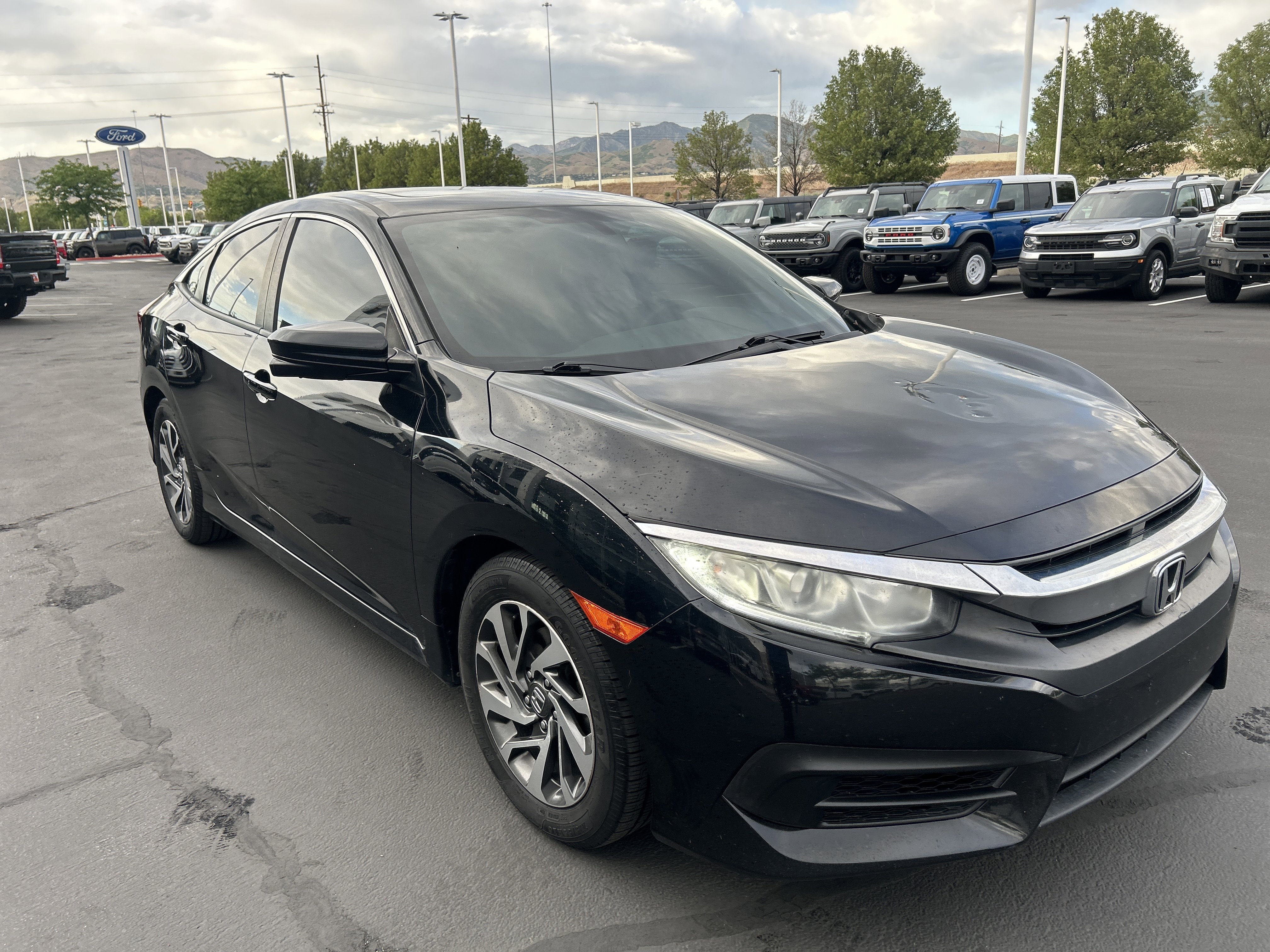 Used 2017 Honda Civic EX image 7