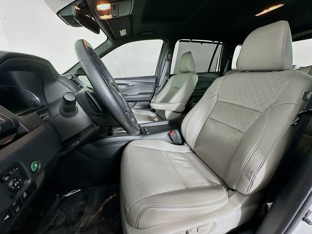 Used 2021 Honda Passport Elite image 12