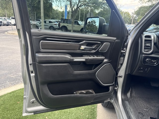 Used 2021 RAM 1500 Laramie AWD/4WD image 10