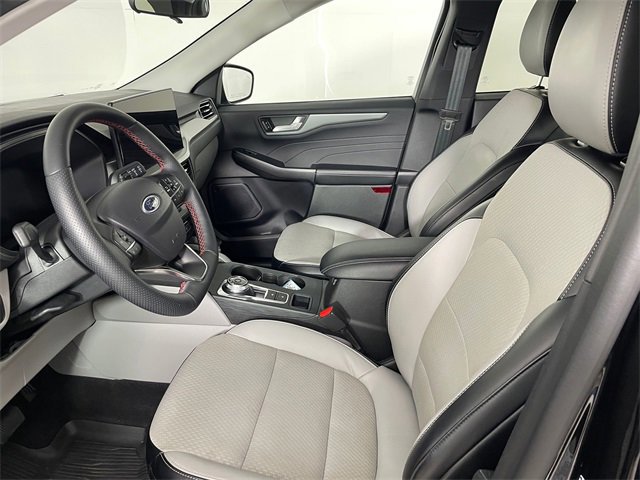 Certified 2024 Ford Escape SE image 7