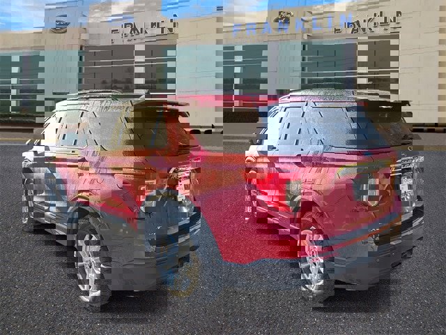 Certified 2022 Ford Explorer XLT w/ Class IV Trailer Tow Package image 5