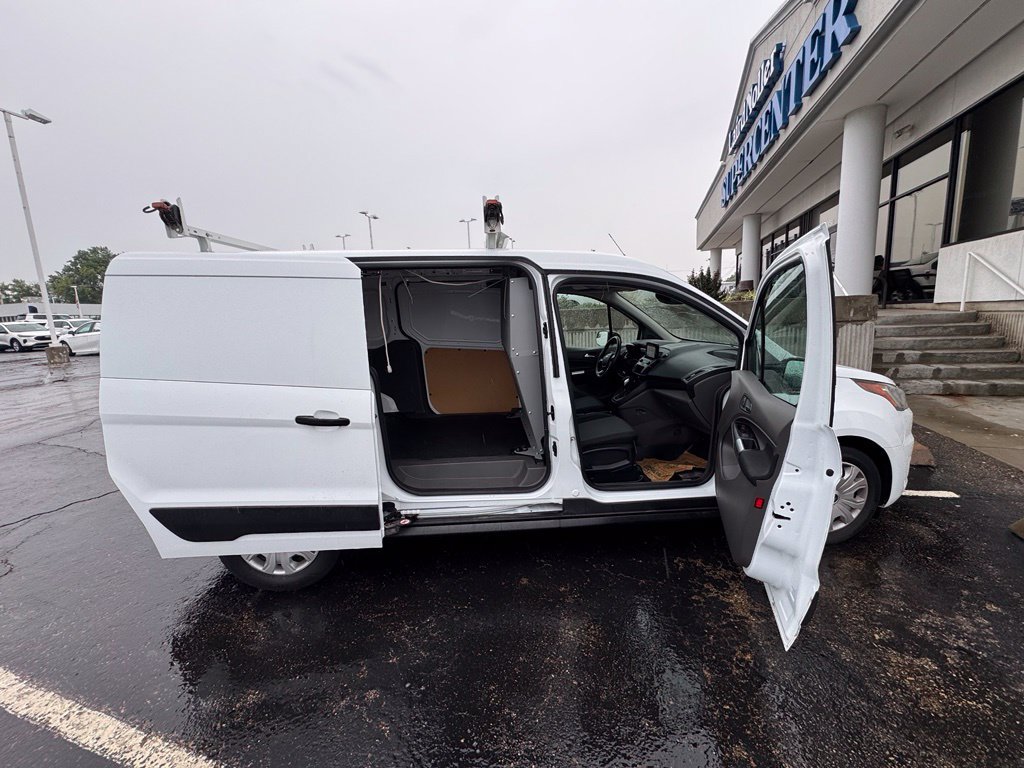 Certified 2019 Ford Transit Connect XLT FWD image 8