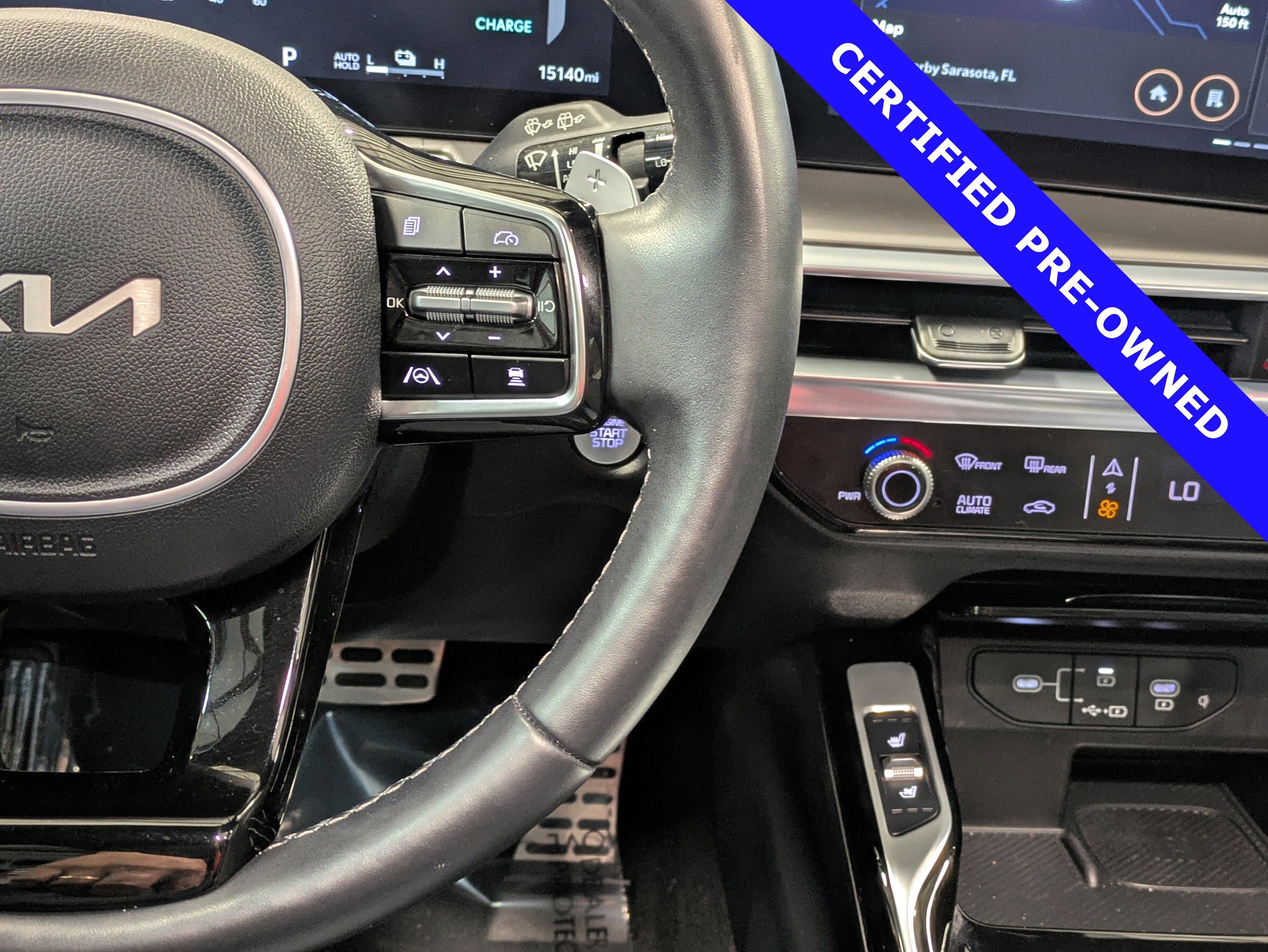 Used 2025 Kia Sorento SX Prestige image 25