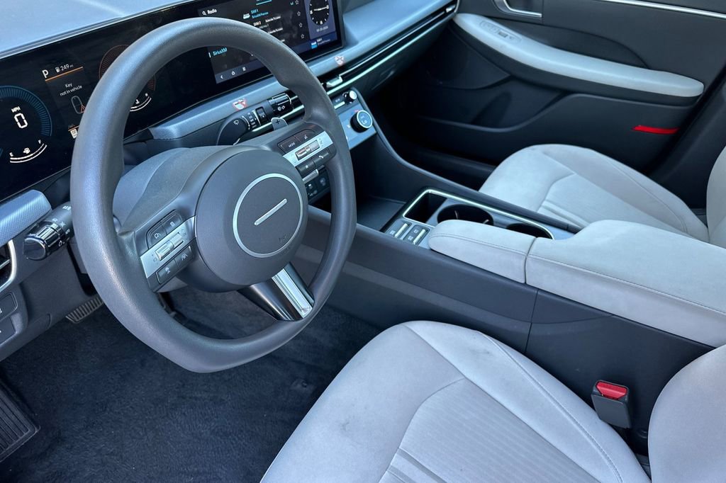 Used 2025 Hyundai Sonata SEL image 4