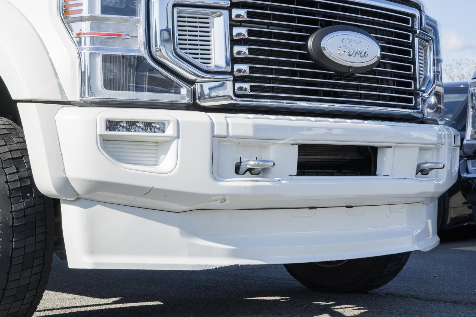 Certified 2022 Ford F450 Platinum w/ FX4 Off-Road Package image 15