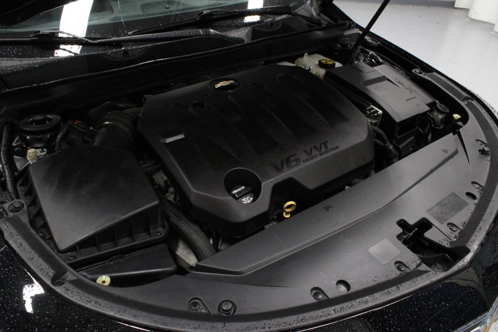 Used 2019 Chevrolet Impala LT FWD image 12