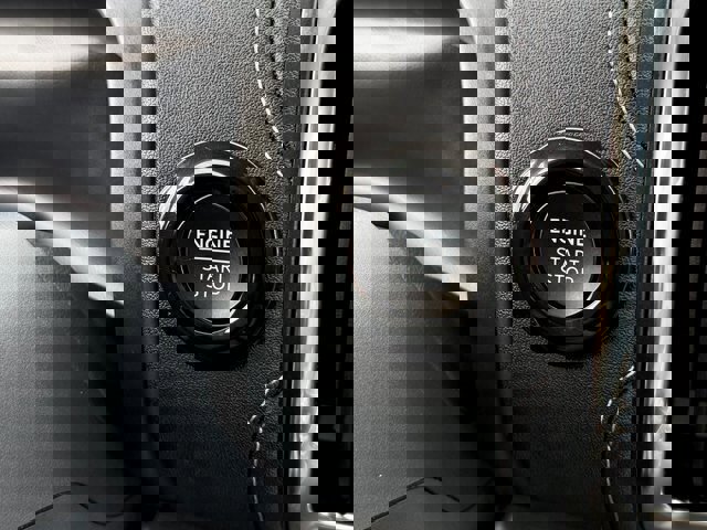 Certified 2025 Ford Expedition Max Platinum image 29