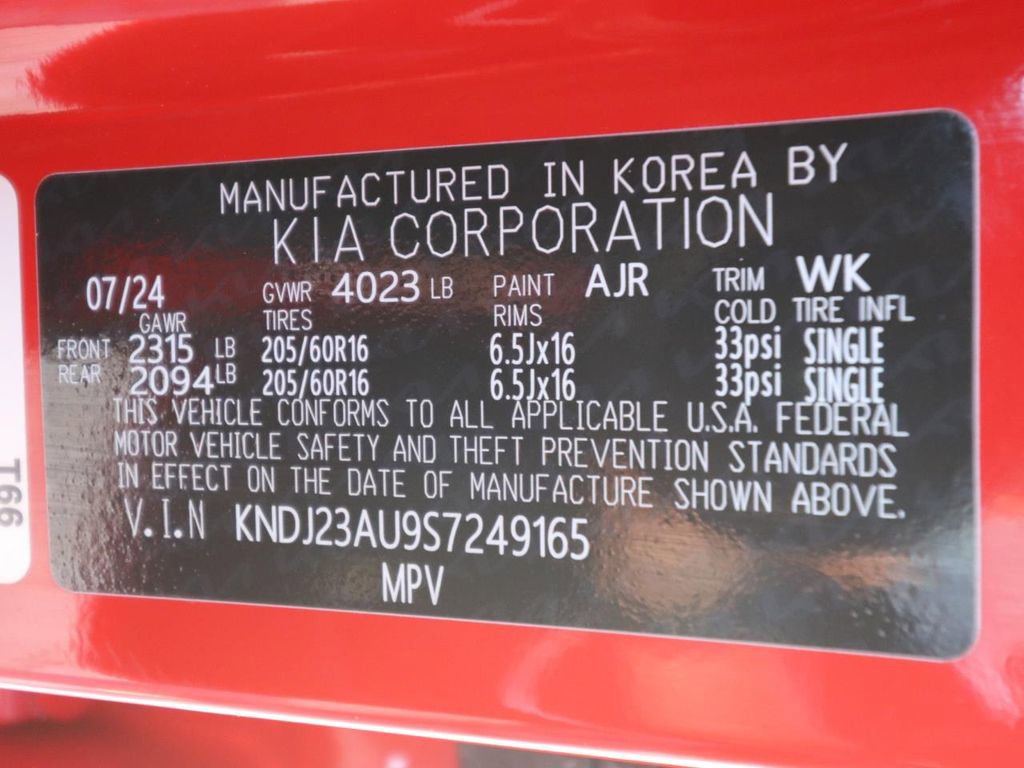 Used 2025 Kia Soul LX w/ LX Technology Package image 28