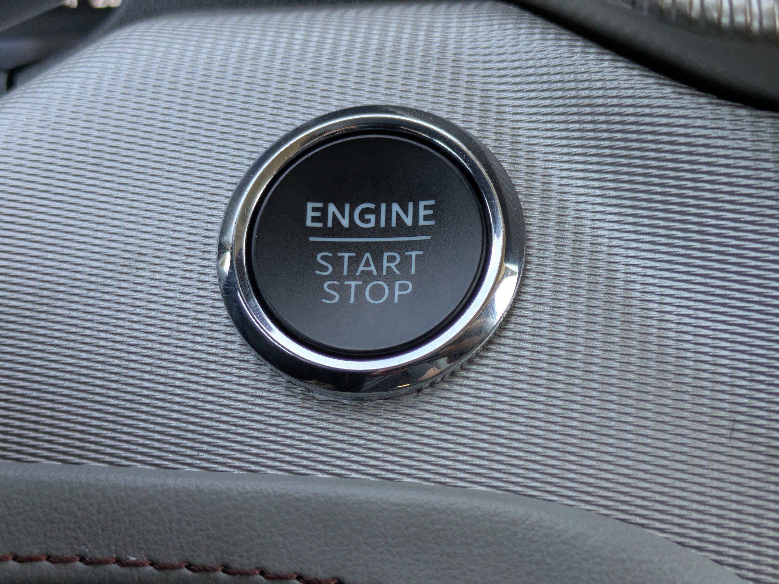 Certified 2025 Ford Explorer Active w/ Active Comfort Package image 26