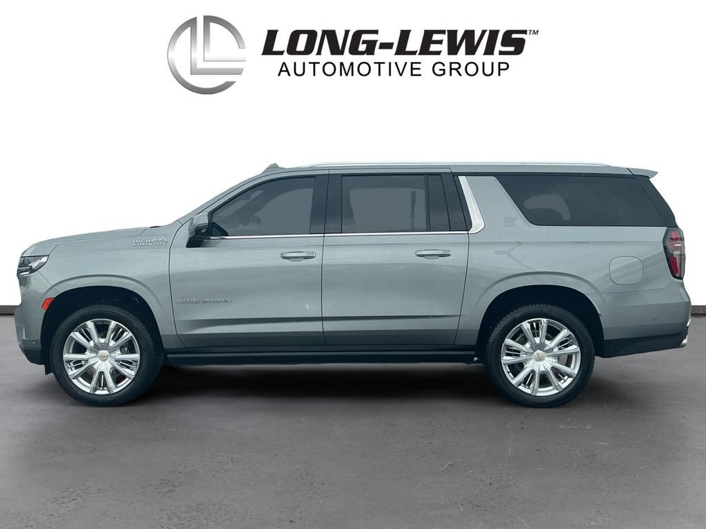 Used 2024 Chevrolet Suburban High Country w/ Advanced Technology Package AWD/4WD image 2