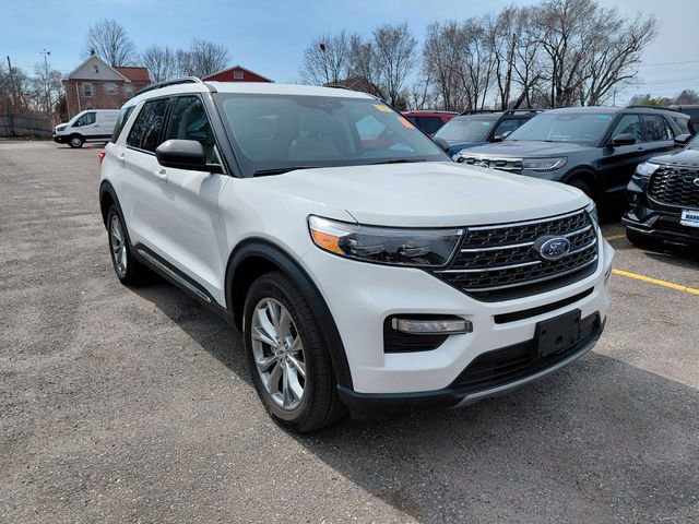 Certified 2023 Ford Explorer XLT w/ Equipment Group 202A image 7